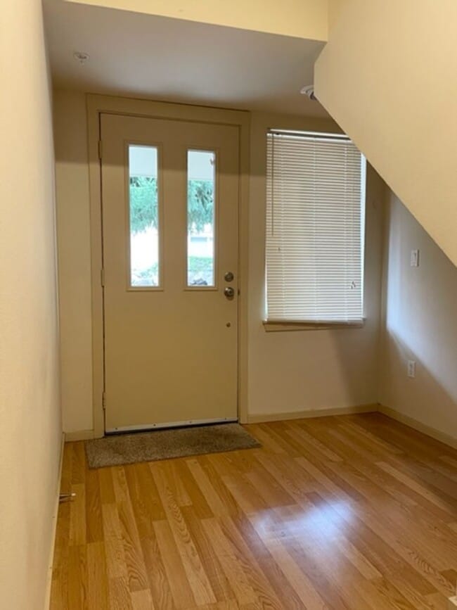 Photo - Beautiful 3 Bed 2.5 Bath Townhome in Talus...