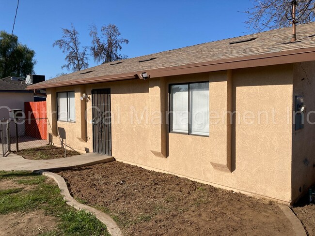 2 Bedroom/1 Bath Home - $1495 Per Month - 2 Bedroom/1 Bath Home - $1495 Per Month