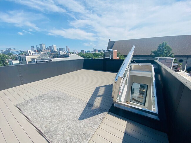 Photo - 241 W 3rd St Unit ##R