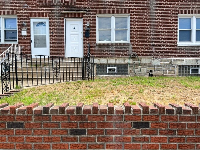 2-Bedroom Home with Spacious Yard in Junia... - 2-Bedroom Home with Spacious Yard in Junia...