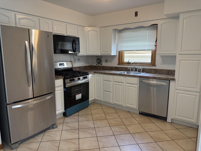 Photo - 14 63rd St