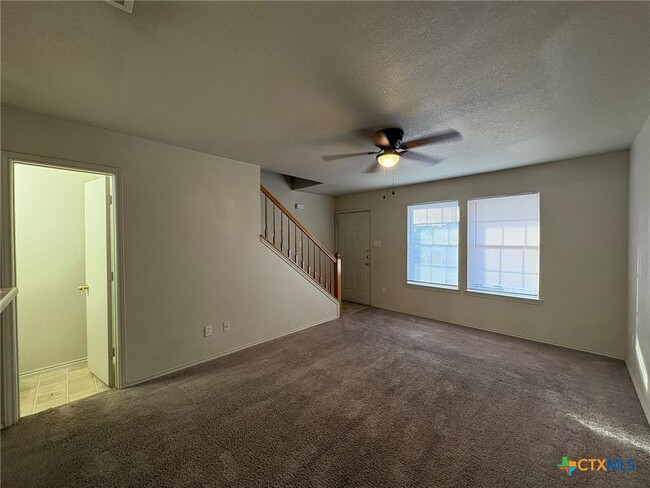 Photo - 2102 Tahoe Ct Unidad B