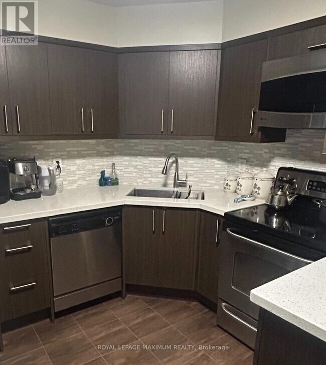 Photo - 61 Markbrook Ln Unité 811