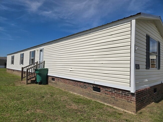 2115 Cattail Cir