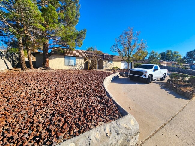 Photo - 3004 Missouri Ave