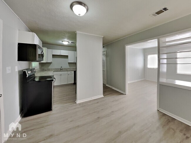 Photo - 10122 Allen Dr SW