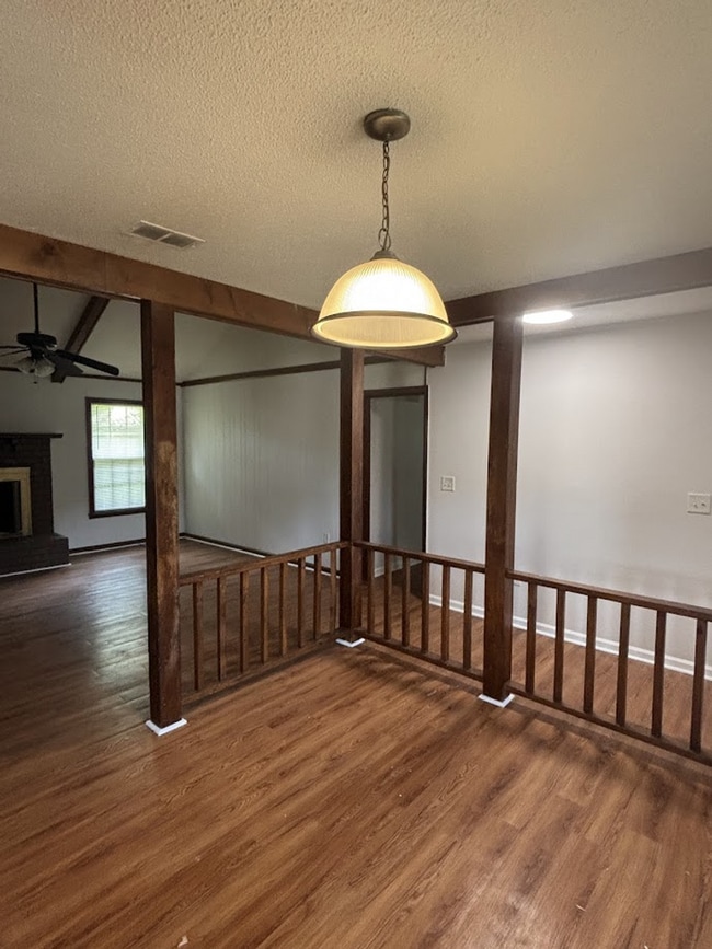 Photo - 3 Bed/2 Bath Ranch Style Home!