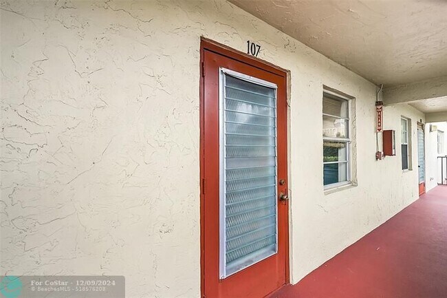 Photo - 3 Abbey Ln Unit 107