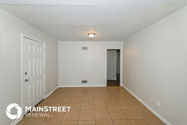 Photo - 3043 Christine Rd
