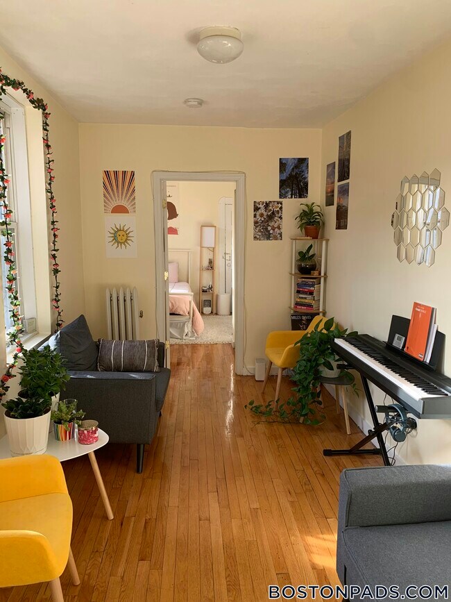 Photo - 70 Joy St Unit 10