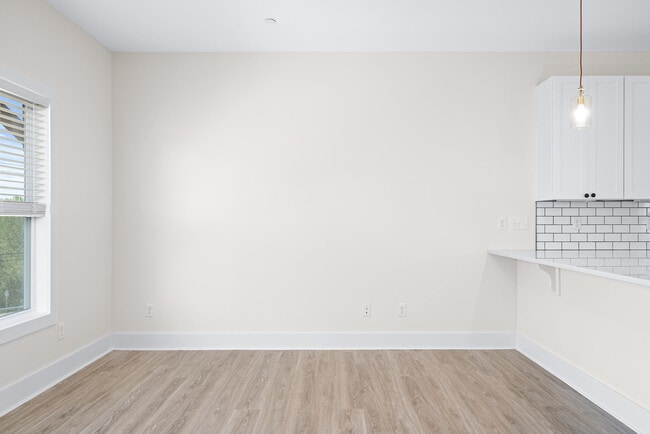 Photo - 1424 Spring Pointe Ln