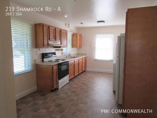 Photo - 219 Shamrock Rd Unit A