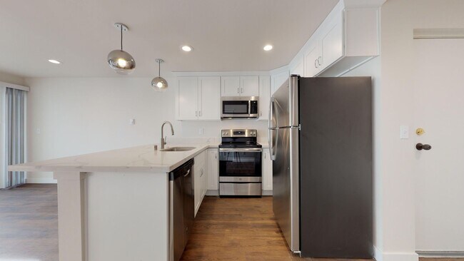 Photo - Fountainside