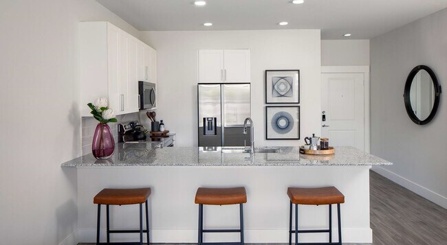 Photo - 2425 Bell St Unidad 2229