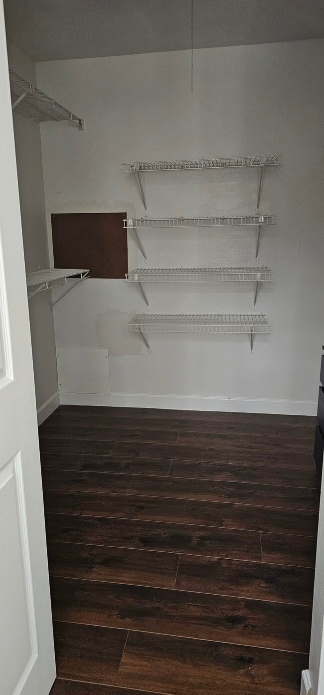 Photo - 1063 Willow Brook Dr