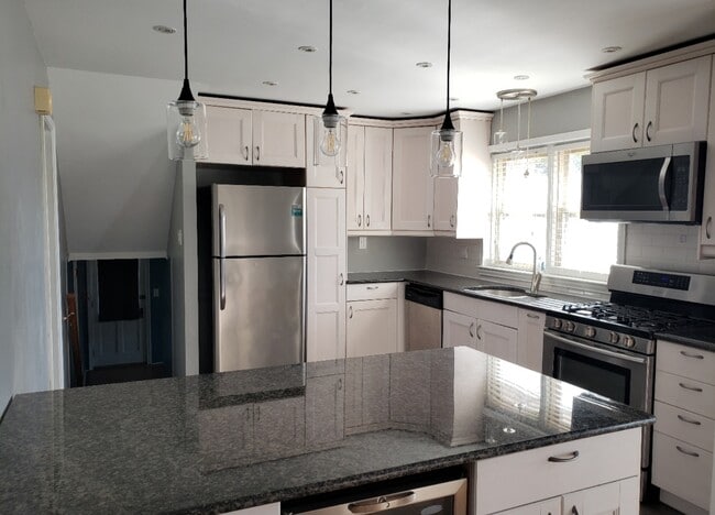 Photo - 2406 Lasalle Dr