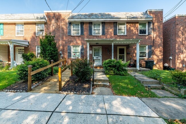 Photo - 409 Fairview Ave