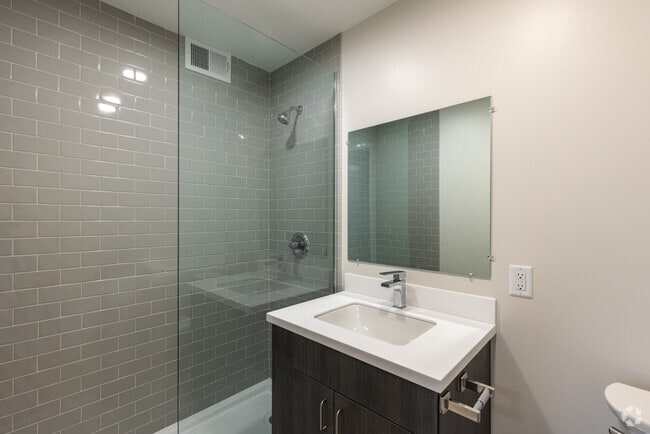 2BR, 2BA - 1,150SF