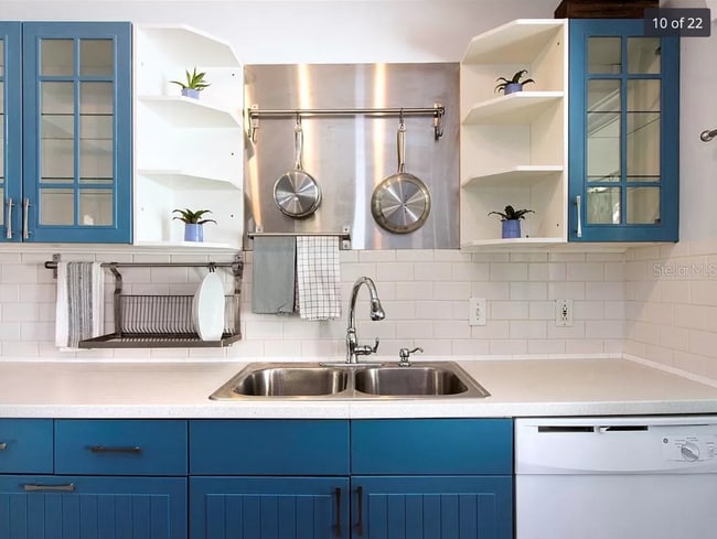 ktichen - 609 Paris Ave S