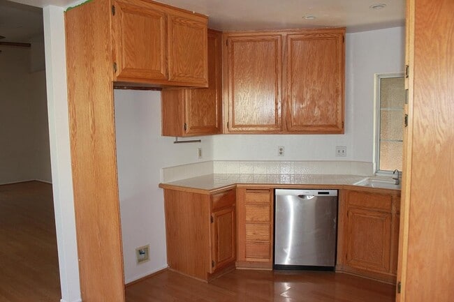 Photo - 28620 Avocado Pl