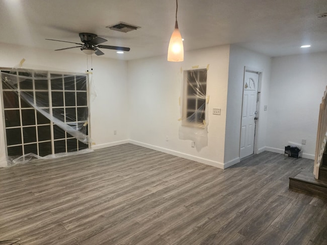 Photo - 205 NW 12th Ave