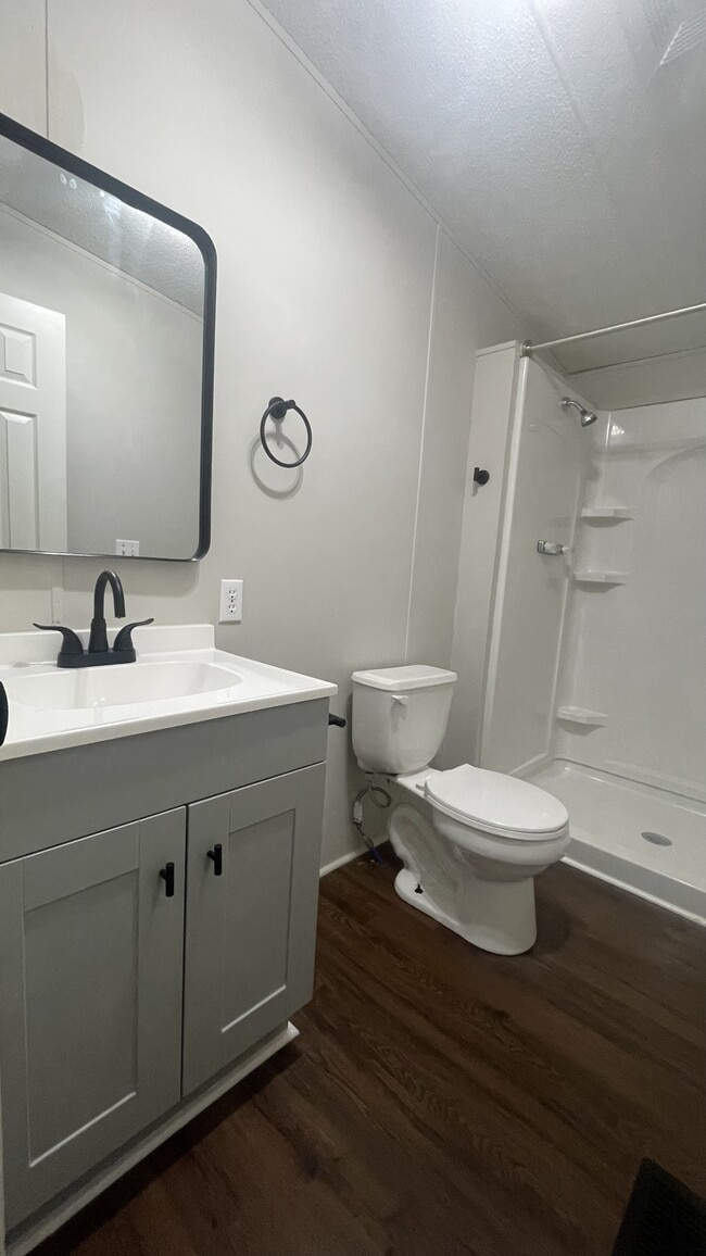 Photo - 1518 Lee County Rd 270