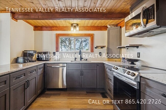 Photo - 2050 Chapel Rd