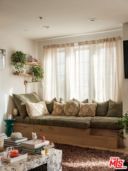 Photo - 10648 Woodbridge St Unidad 306