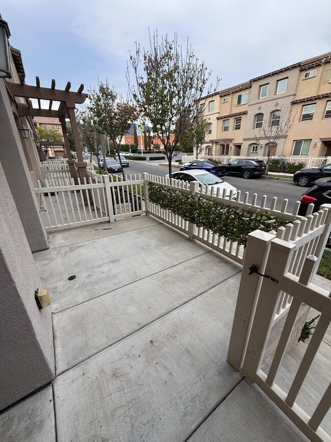 Photo - 335 N Fenimore Ave