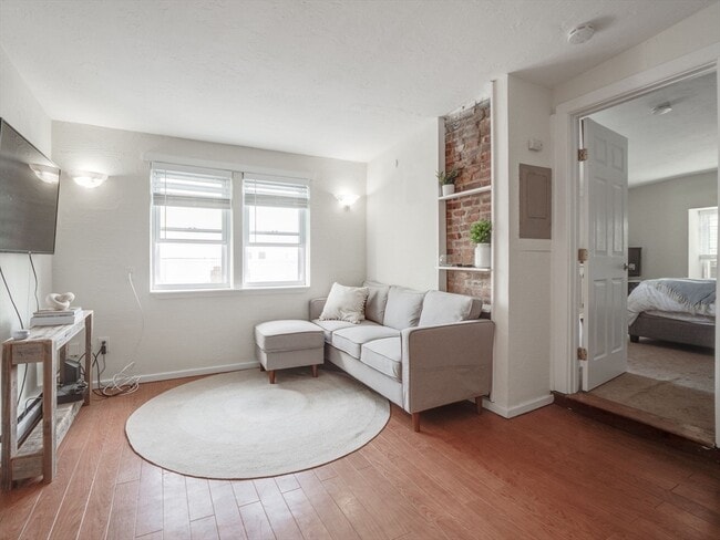 Photo - 30 Mercer St Unit 3