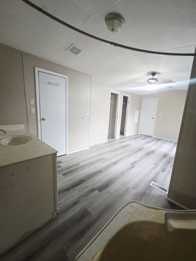 Photo - 3 bedroom, 2 bath Mobile Home in Yorktowne