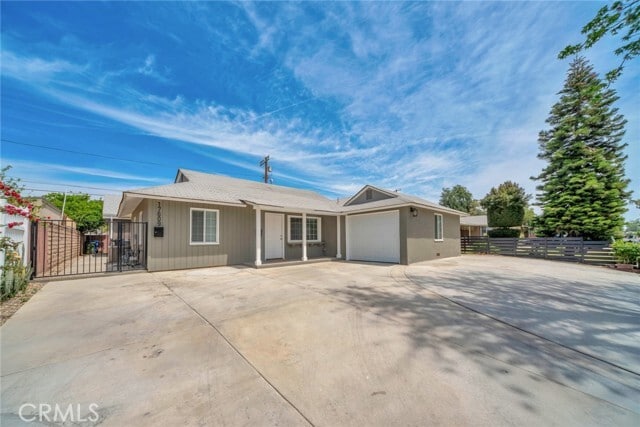 Photo - 17609 Covello St