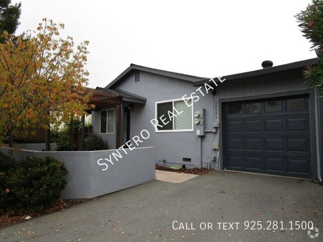 Building Photo - Charming Single Story Duplex with Garage o... Unit A Rental