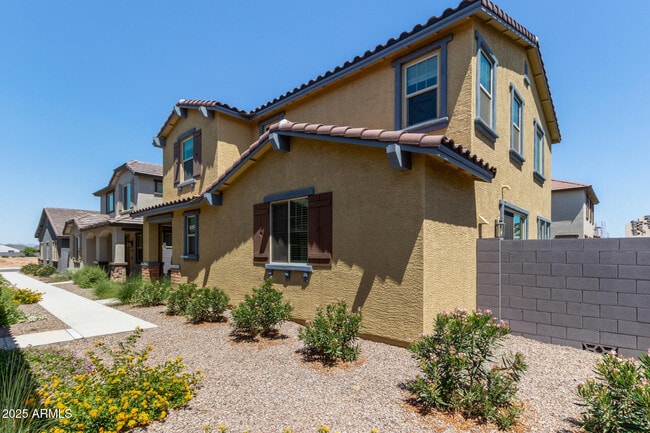 Photo - 3813 N 100th Dr