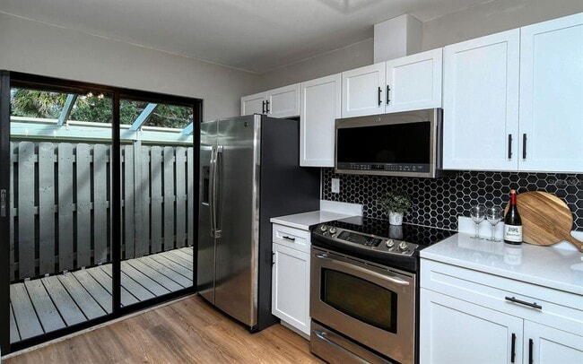 Photo - 5603 Summerside Ln Unit 44A