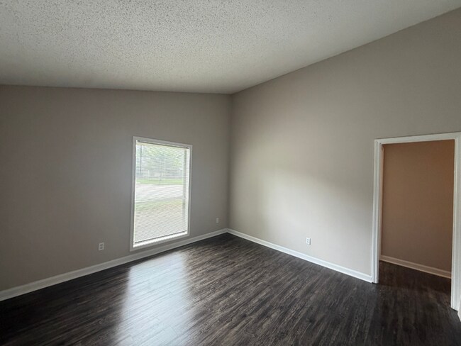 Charming 3BR/2BA Bartlett Area Home | High Ceilings, Brick Fireplace & Fenced Yard
