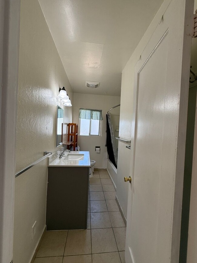 Photo - 2-1 Must See Cutey