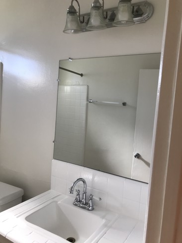 Building Photo - 8030 Owensmouth Ave Unit 4 Rental