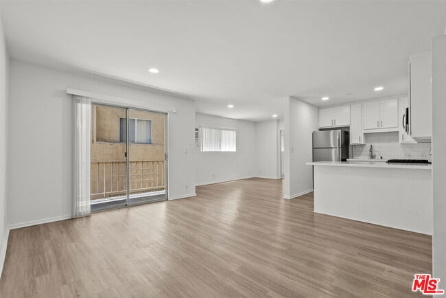Photo - 15286 Sutton St Unit 106