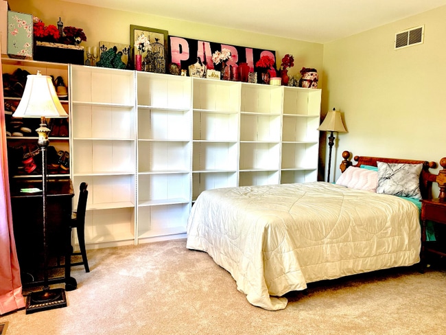 Building Photo - 6636 Isle of Skye Dr Rental