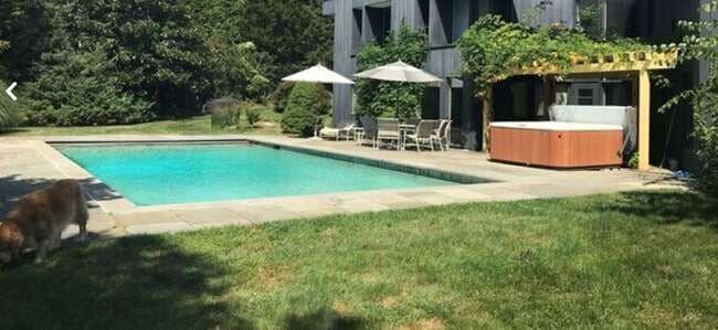 Photo - 5 Longview Rd