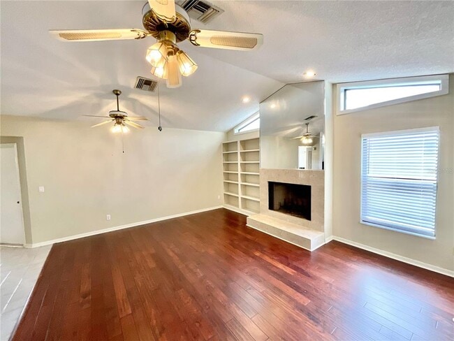 Photo - 1349 Hillside Dr