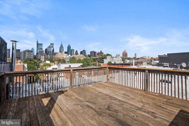 Photo - 1928 Catharine St