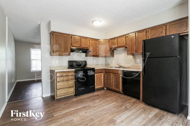 4333 Phoenix Dr