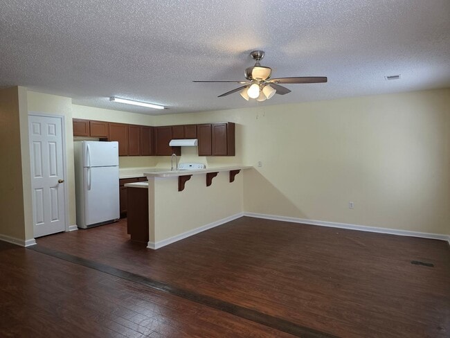 Photo - 1118 Towne Pk E Dr