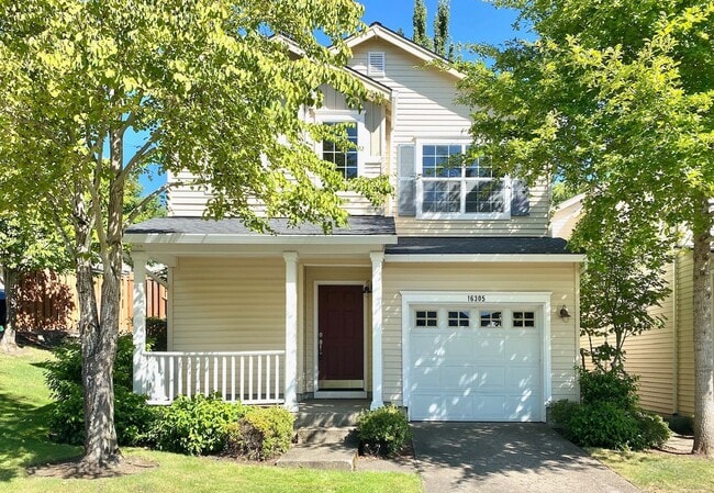 Building Photo - Stylish 3BR near Progress Ridge – Includes $500 Monthly Credit