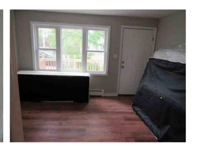 Photo - 24 Steinhardt Ave Casa