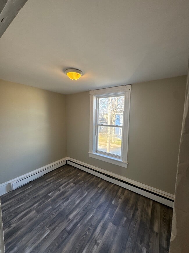 Photo - 76 Duke St Unit 3