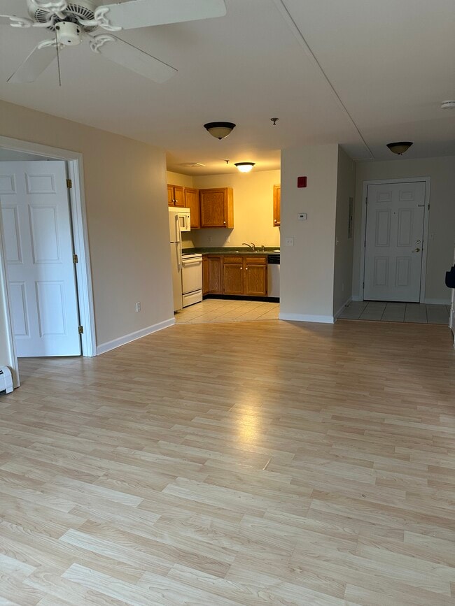 Photo - 303 Lime Kiln Rd Unit 11