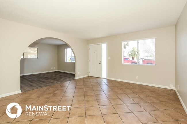 Photo - 15232 N 24th Pl